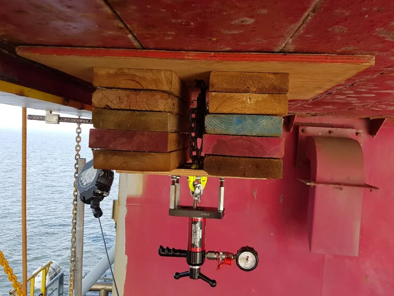 QuikDeck pod ubytovacou jednotkou