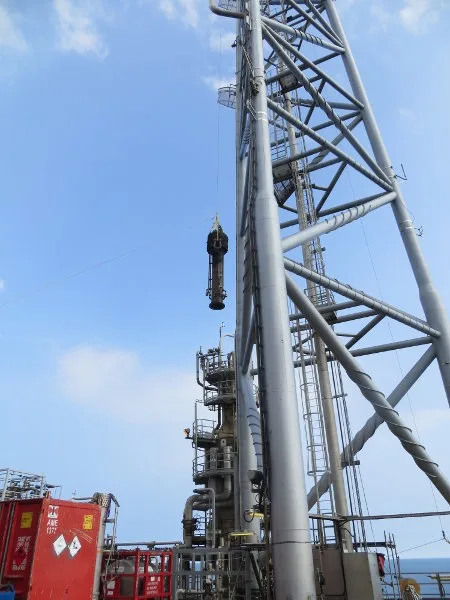 Výmena horáka pre Dana Petroleum – fotografia 8