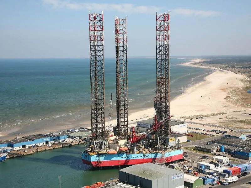 Výmena anód na Maersk Guardian