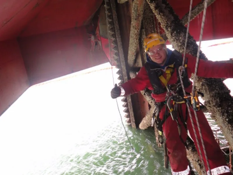 Výmena anód na Maersk Guardian – fotografia 20