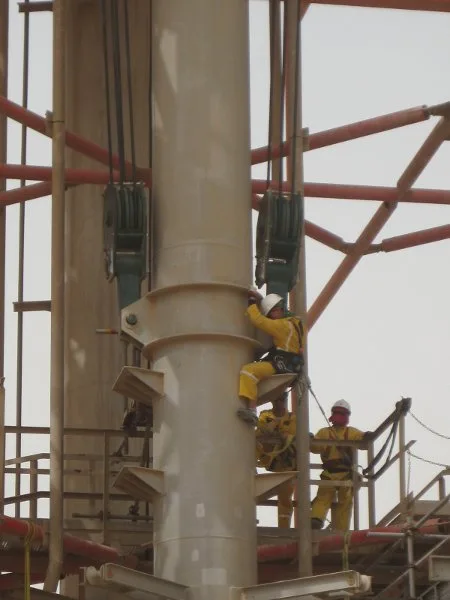 Údržba horákovej veže Qatar Gas – fotografia 3